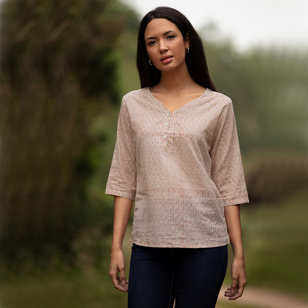 Short kurta style hotsell for girl 2018